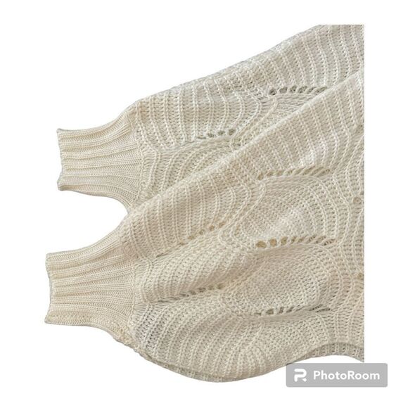 ❤️ Olia (Vici) Knit Bat Crochet Sweater ~ Size S  ❤️ - Picture 7 of 11